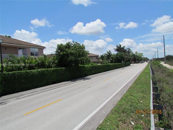 24XX SW 159th Ave, Unincorporated Dade County, Florida 33185, image 2