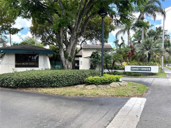 Sunset Condor, 10826 SW 72nd St #25, Kendall, Florida 33173, image 1