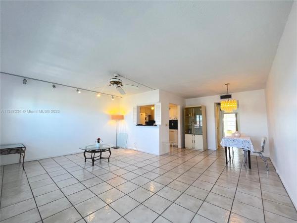 Cambridge, 4123 Cambridge F, Deerfield Beach, Florida 33442, image 2