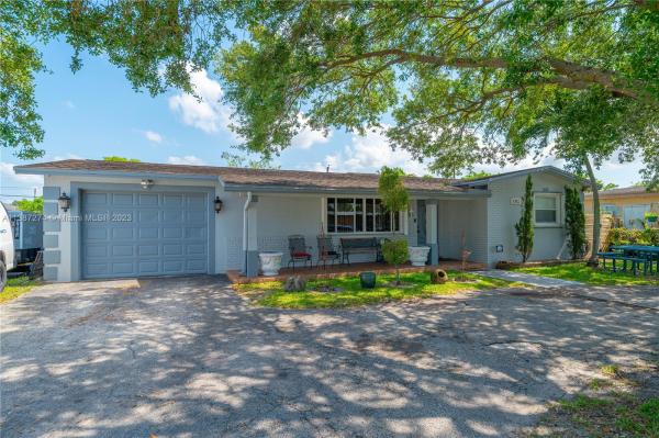 Davie Park, 6311 SW 41st Ct, Davie, Florida 33314, image 1