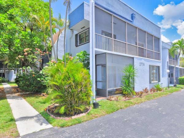 University Village East, 2774 S University Dr #10C, Davie, Florida 33328, image 1