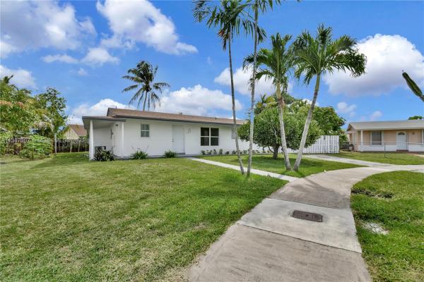 Leslie Estates, 3217 NW 202nd Ln, Miami Gardens, Florida 33056, image 2