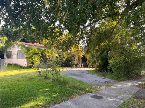 Miller Heights, 9100 SW 48th St, Olympia Heights, Florida 33165, image 2