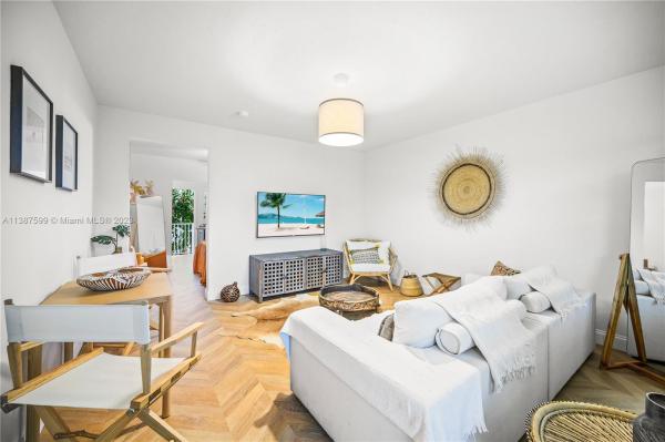 Meridian Court, 911 Meridian Ave #106, Miami Beach, Florida 33139, image 1
