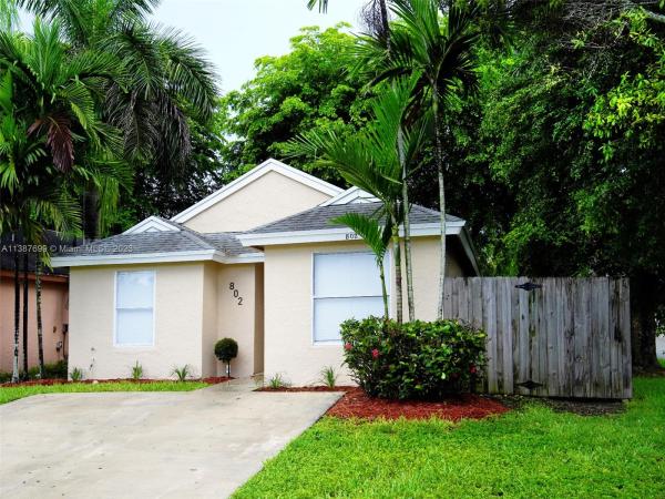 Villas Of Palm Bay, 802 SW 9 St #, Florida City, Florida 33034, image 1