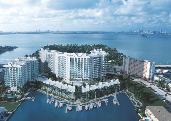 360, 7900 Harbor Island Dr #703, North Bay Village, Florida 33141, image 2