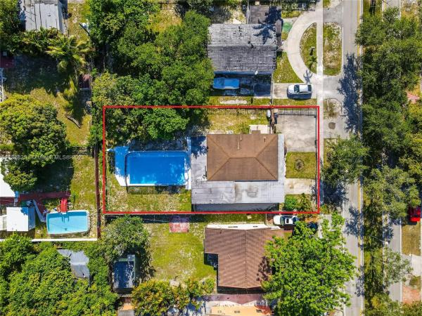 Sunkist Grove, 1450 NW 127th St, North Miami, Florida 33167, image 1