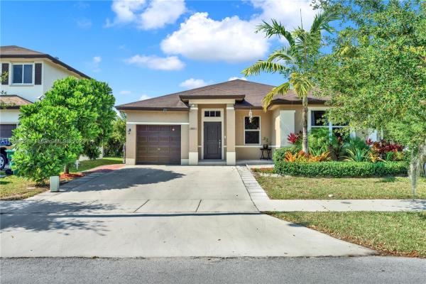 18801 SW 318th Ter, Unincorporated Dade County, Florida 33030, image 2