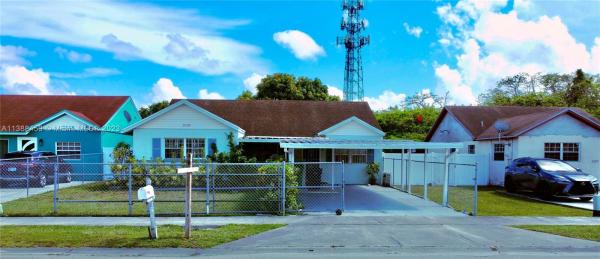 Leslie Patio Homes, 3398 NW 203rd St, Miami Gardens, Florida 33056, image 1