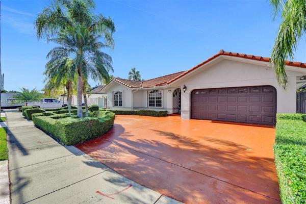 Blue Room Estates, 13480 SW 30th St, Tamiami, Florida 33175, image 1