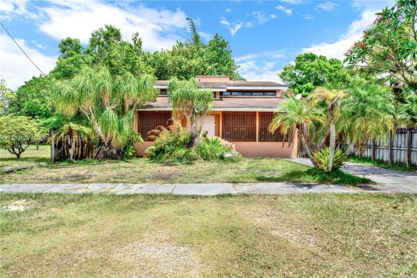 Town Of Florida City, 562 SW 3rd St, Florida City, Florida 33034, image 1
