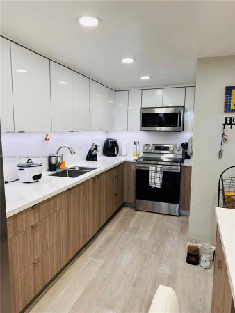 Samari Lake East, 10090 NW 80th Ct #1302, Hialeah Gardens, Florida 33016, image 2