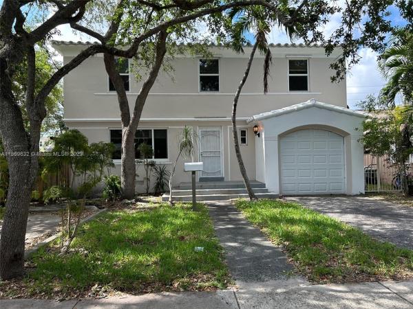 Hollywood Lakes, 1720 Pierce St #1-4, Hollywood, Florida 33020, image 2