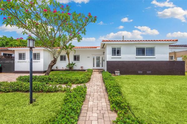 Westchester Residential, 2201 SW 84th Ave, Westchester, Florida 33155, image 1