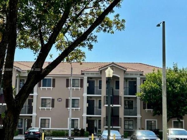 The Courts At Isles Of Bayshore, 22801 SW 88th Pl #304, Cutler Bay, Florida 33190, image 2
