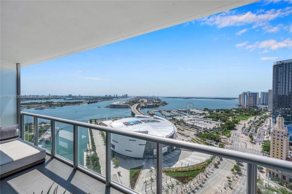 MarinaBlue, 888 Biscayne Blvd #3204, Miami, Florida 33132, image 1