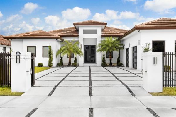J G Heads Farms, 13520 SW 36th St, Tamiami, Florida 33175, image 1