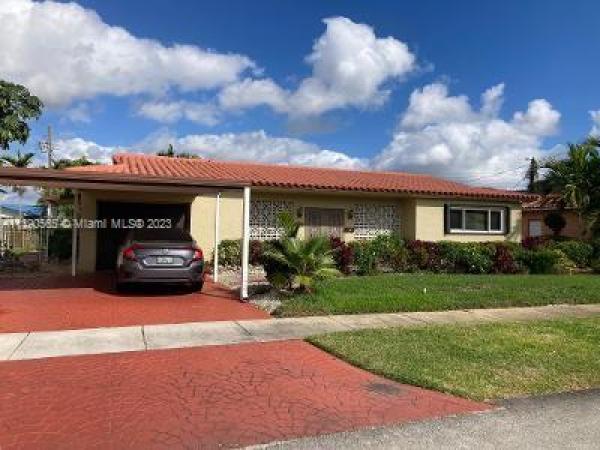 Mitchell Lake Estates, 1431 NW 137th St, Golden Glades, Florida 33167, image 1