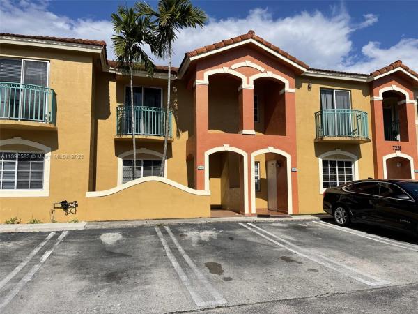 Bonita Golfview Townvillas, 7225 NW 173rd Dr #906-9, Country Club, Florida 33015, image 1