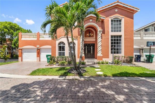 Piazza Vecchia, 5180 NW 108th Pl, Doral, Florida 33178, image 1