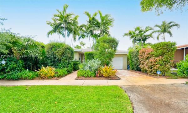 Biltmore, 414 Sevilla Ave, Coral Gables, Florida 33134, image 2