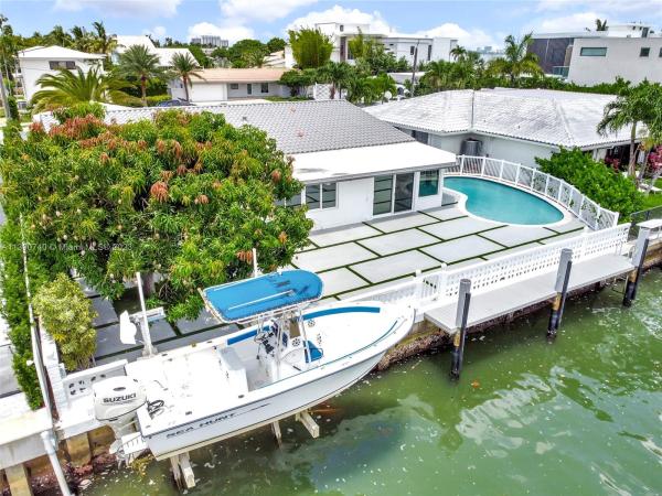 Bay Crest, 1250 NE 82nd St, Miami, Florida 33138, image 1