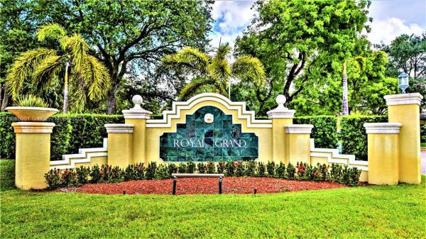 Royal Grand, 2600 S University Dr #101, Davie, Florida 33328, image 1