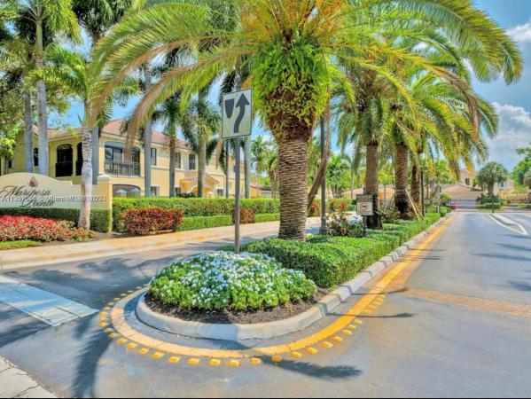 Mariposa Pointe, 1627 Passion Vine Cir # 15-3, Weston, Florida 33326, image 1