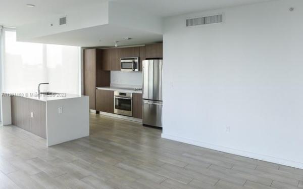 Le Parc At Brickell, 1600 SW 1st Ave #701, Miami, Florida 33129, image 1
