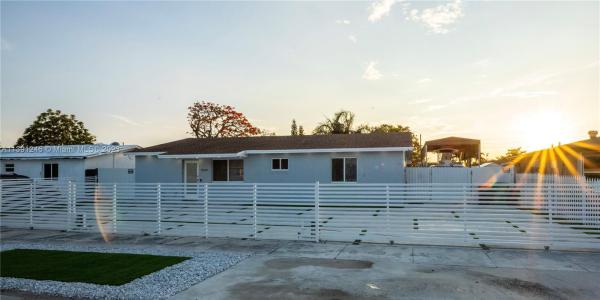 Princetonian, 25260 SW 125th Ct, Princeton, Florida 33032, image 1