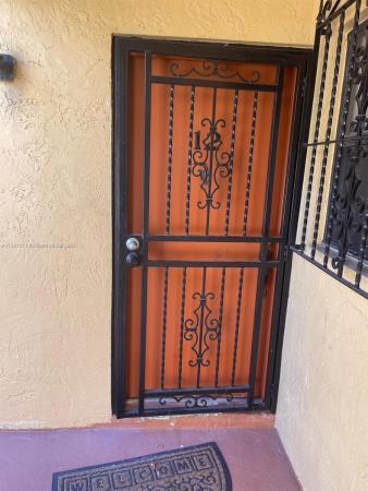 Terranova, Fountainebleau, Florida 33172, image 1