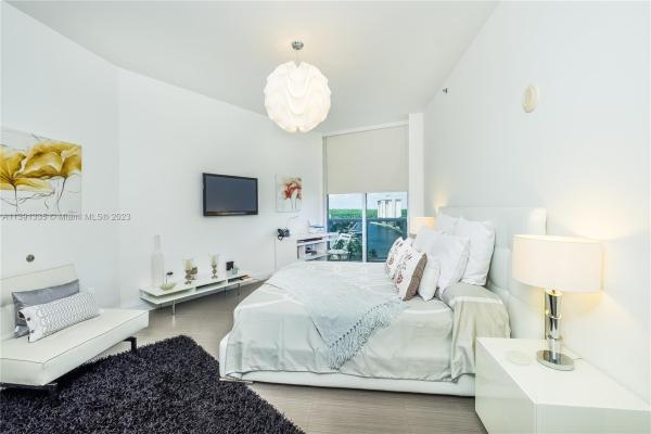 Tdr Tower 3, 15811 Collins Ave #705, Sunny Isles Beach, Florida 33160, image 1