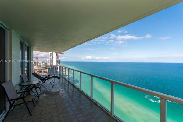La Perla, 16699 Collins Ave #4103, Sunny Isles Beach, Florida 33160, image 1