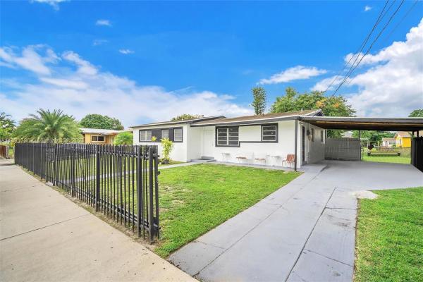 Myrtle Grove, 2250 NW 175th St, Miami Gardens, Florida 33056, image 2
