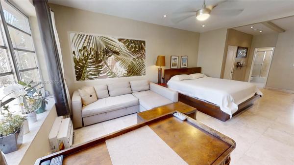 Park Corner, 736 12th St #8, Miami Beach, Florida 33139, image 1