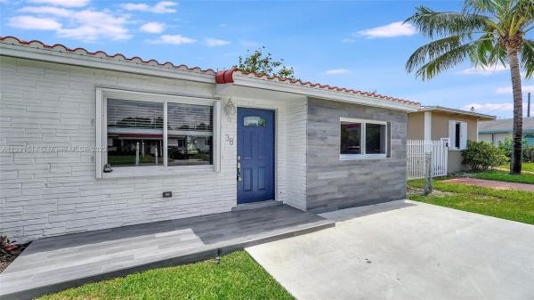 Dalton Manor, 38 SE 3rd Pl, Dania Beach, Florida 33004, image 1