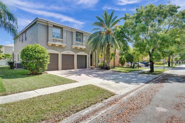 Riviera Isles, 15863 SW 52nd St, Miramar, Florida 33027, image 2