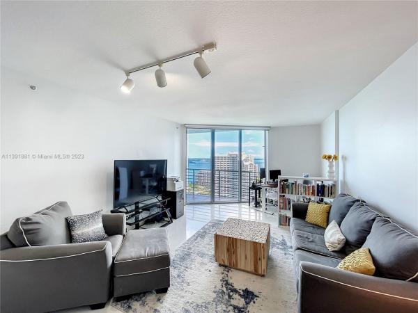 One Miami East, 335 S Biscayne Blvd #3103, Miami, Florida 33131, image 2