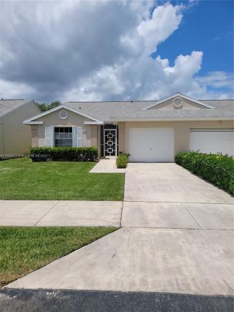 North Gate, 2225 SE 7th Pl, Homestead, Florida 33033, image 2