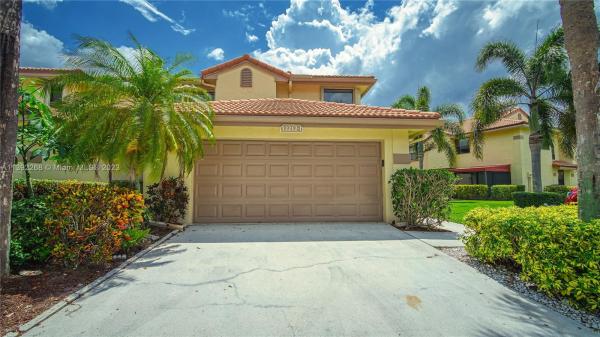 Country Club Cove, 12212 Sag Harbor Ct #1, Wellington, Florida 33414, image 1