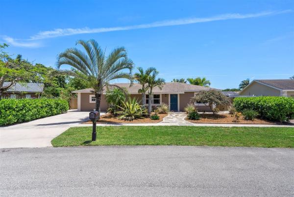 American Homes At Southwind Lakes, 19404 Colorado Cir, Boca Raton, Florida 33434, image 2
