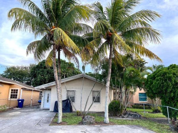 Golden Gardens, 3626 NW 188th St, Miami Gardens, Florida 33056, image 1