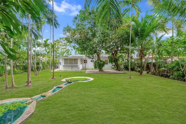 Irons Manor, 1170 NE 134th St, North Miami, Florida 33161, image 1