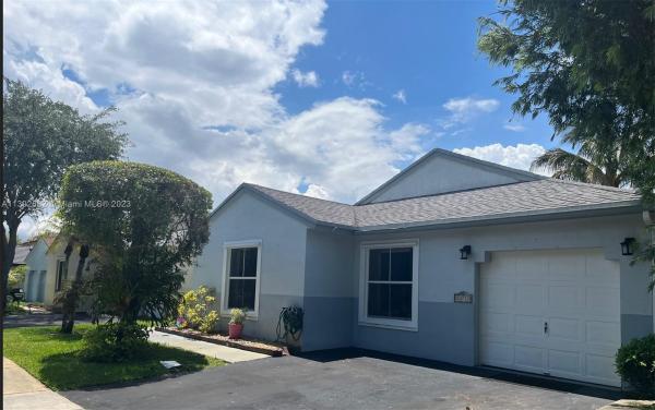 Dimensions, 20770 NW 1st St, Pembroke Pines, Florida 33029, image 1