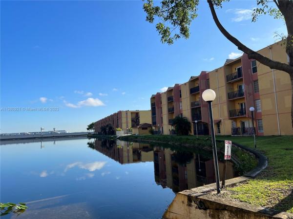Sunset Villas, 4707 NW 7th St #206-8, Miami, Florida 33126, image 2