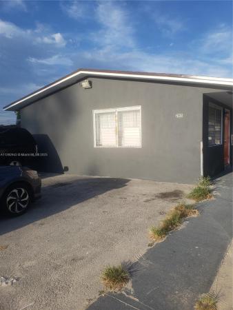 Caples, 2865 NW 22nd Ave, Miami, Florida 33142, image 1