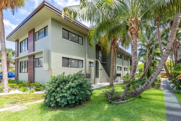 The Hideaway, 1050 95th St, Bay Harbor Islands, Florida 33154, image 1