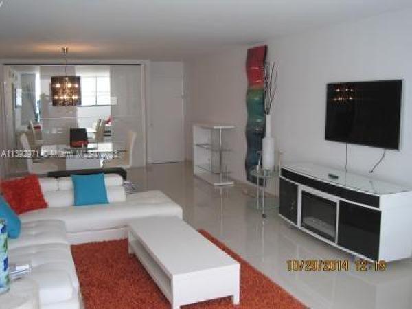 The Carriage Club, 5005 Collins Ave #318, Miami Beach, Florida 33140, image 1