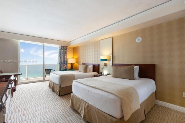 Trump International Beach Resort, 18001 Collins Ave #1606, Sunny Isles Beach, Florida 33160, image 2
