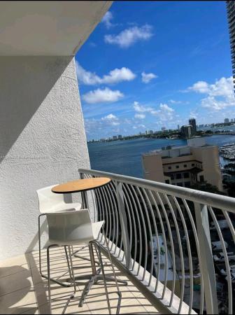 Opera Tower, 1750 N Bayshore Dr #1204, Miami, Florida 33132, image 2